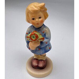 Goebel Hummel Girl with Nosegay Flowers Figurine Vintage 239/A Germany Collectib